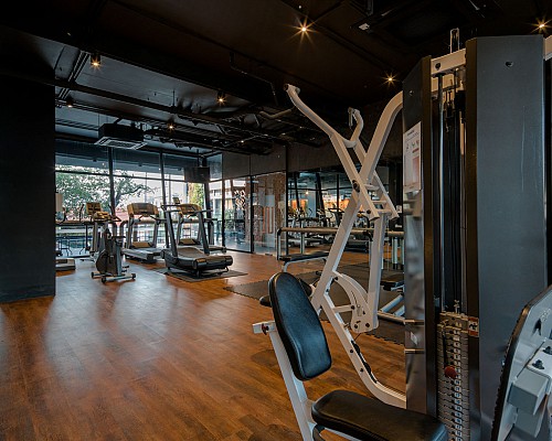 Fitness Room (M floor)